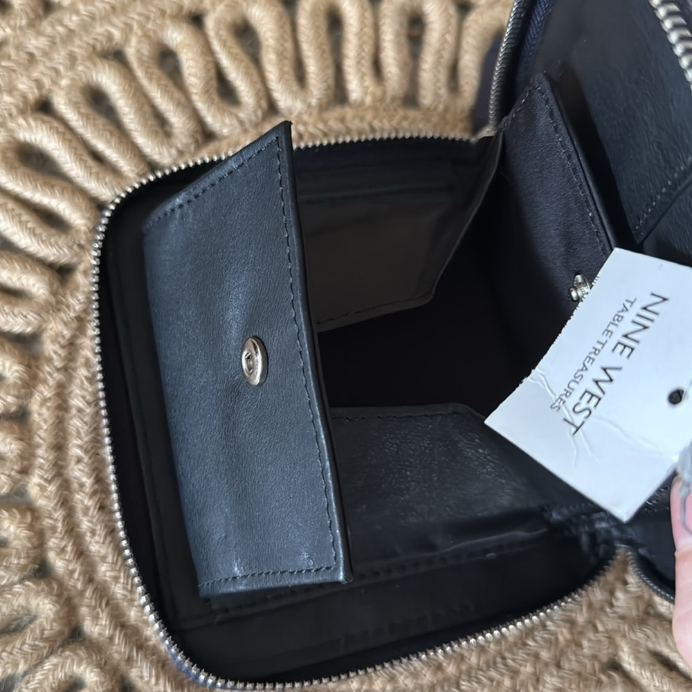 NWT Vintage Navy Blue Nine West Wallet - Picture 5 of 6